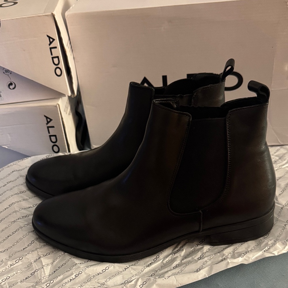 Aldo Men's Classic Black Ankle Boots